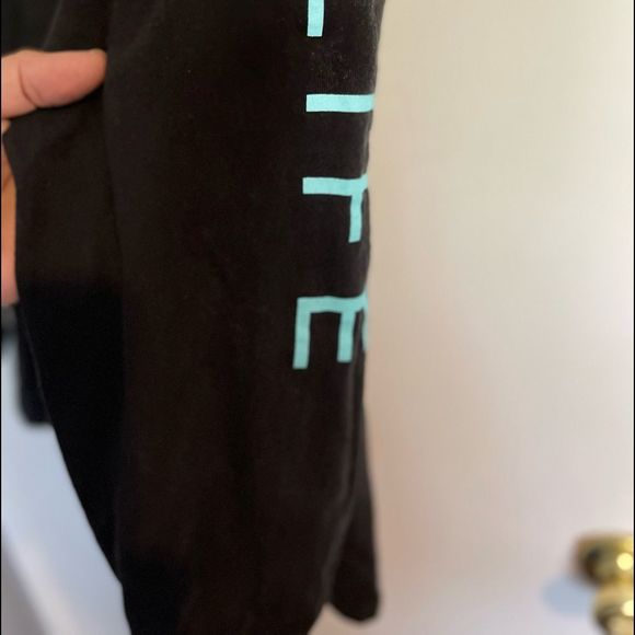 Diamond Supply Co.Black Long Sleeves graphic tee.Size M - Picture 4 of 10